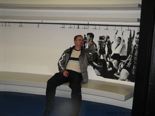 in der Kabine neben Lothar Matthäus