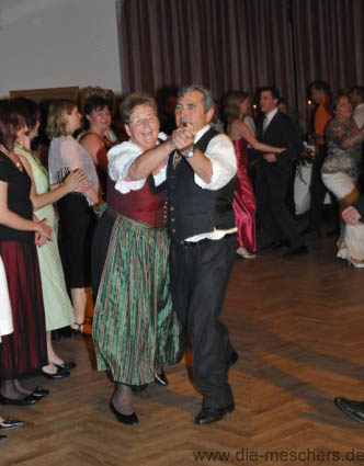 die Bayern bei der Polka